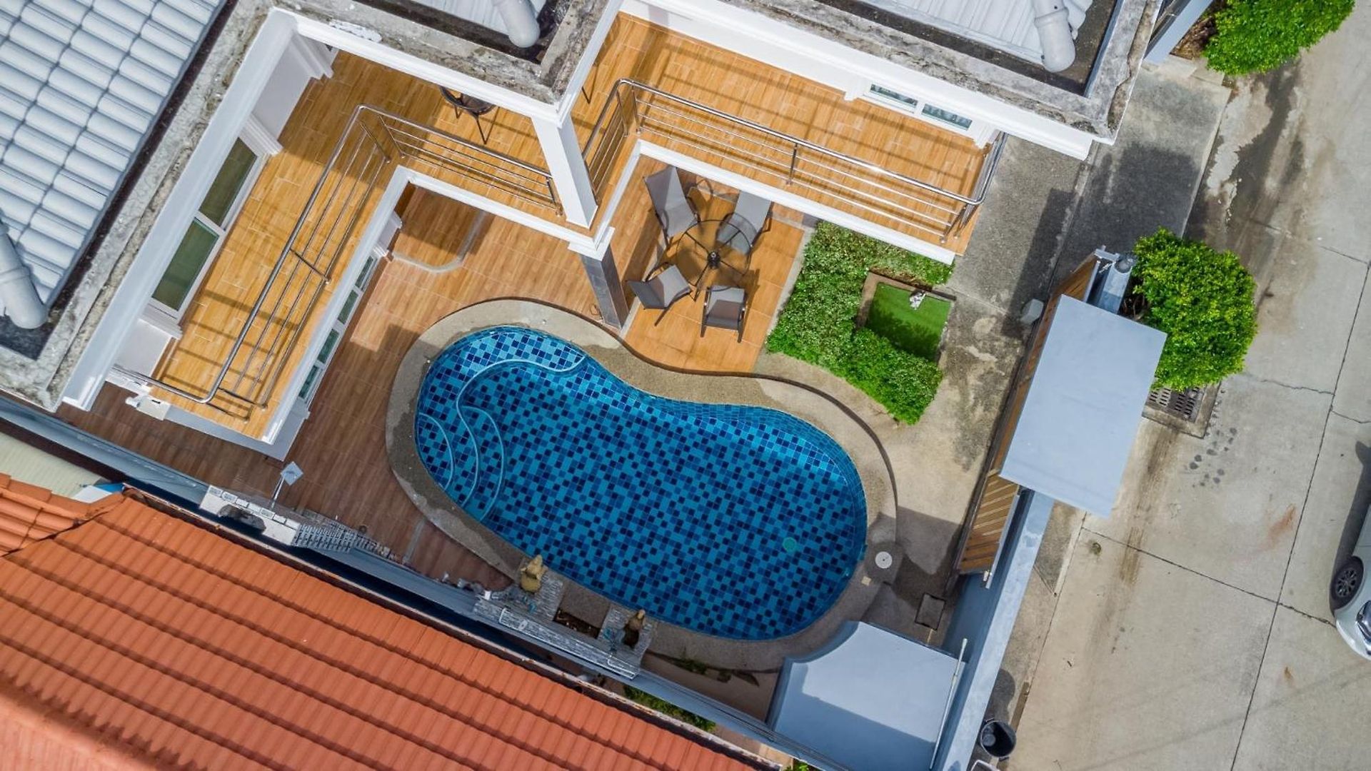 วิลล่า 5 Bedrooms Modern Pool Pattaya