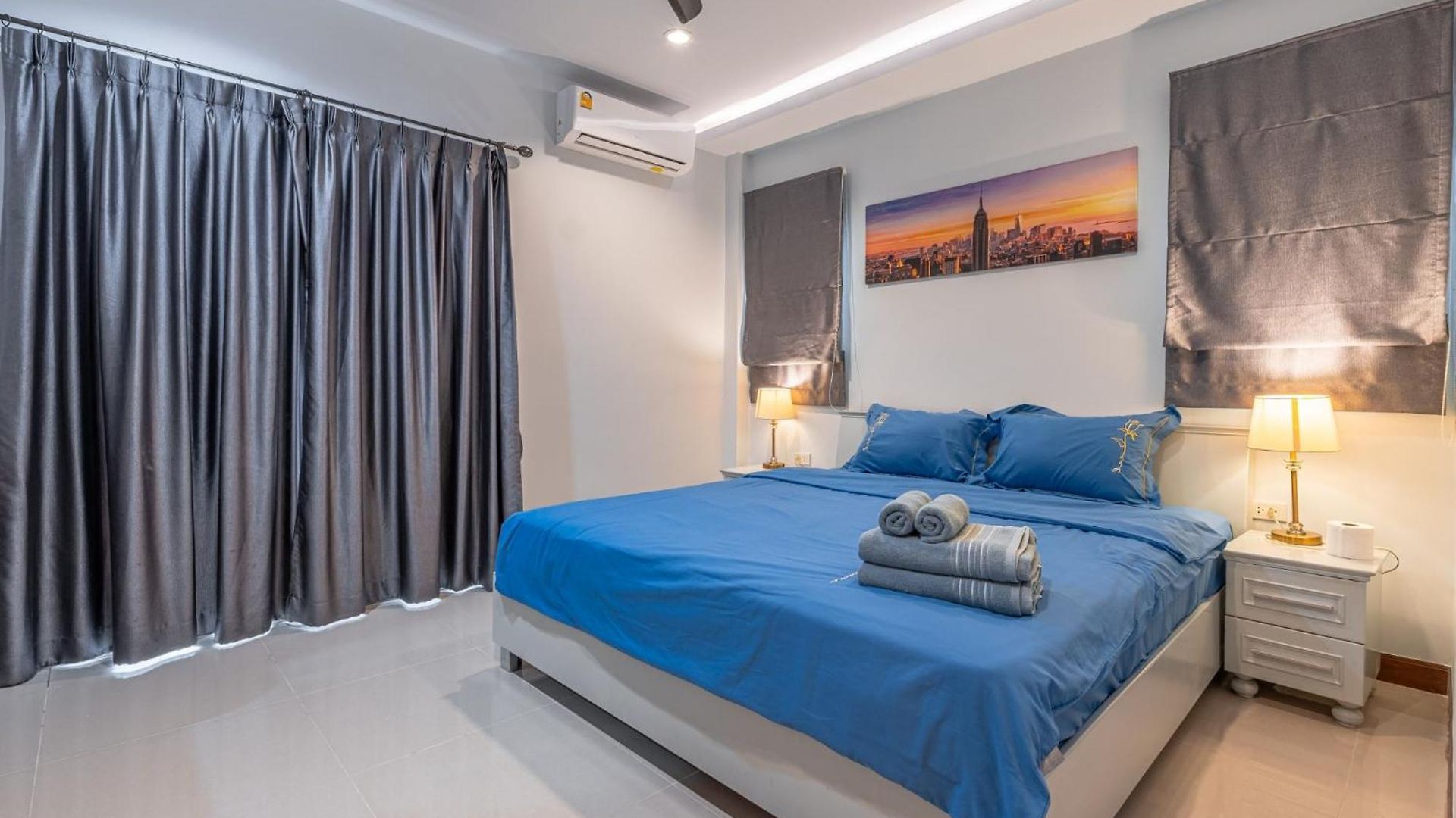 วิลล่า 5 Bedrooms Modern Pool Pattaya