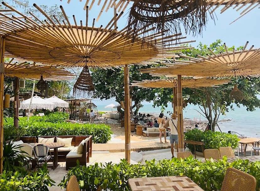Hill And Super Seaview อพาร์ทเม้น Pattaya