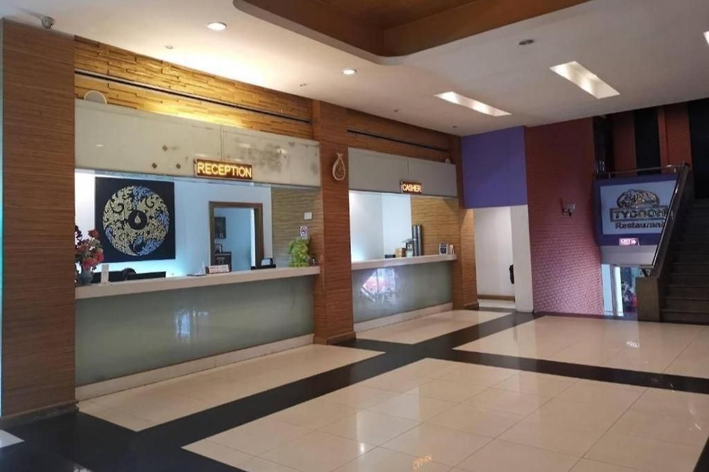 โรงแรม Suncity 4*