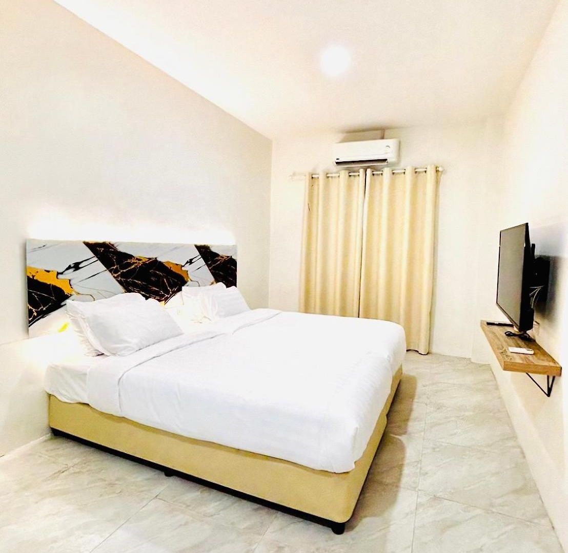 โรงแรม Pj & Bar