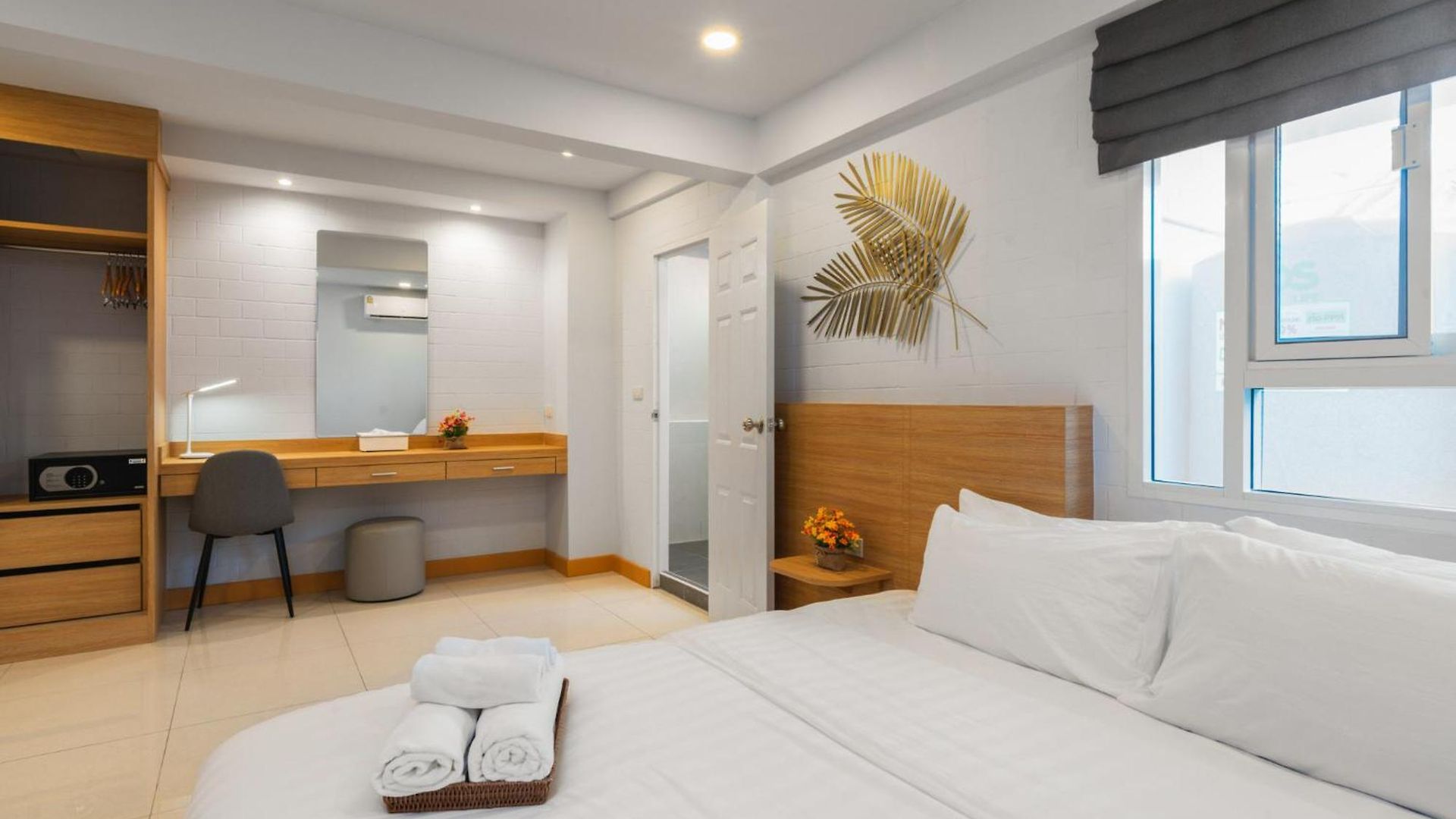 Sabai Pool 12-15 Persons 6br, Sauna, Pool Table, Karaoke, Bbq *