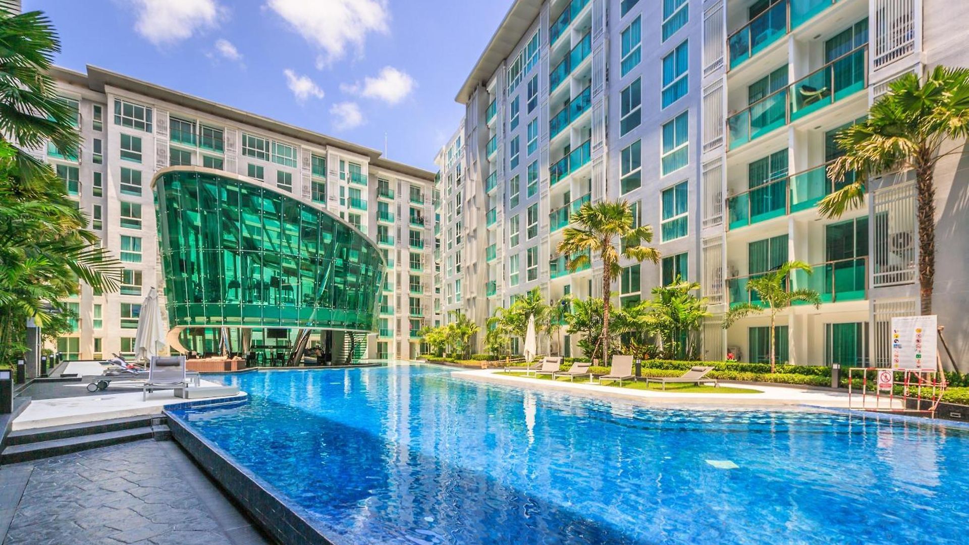 New Superb One-bedroom In The Heart Of Apartment *