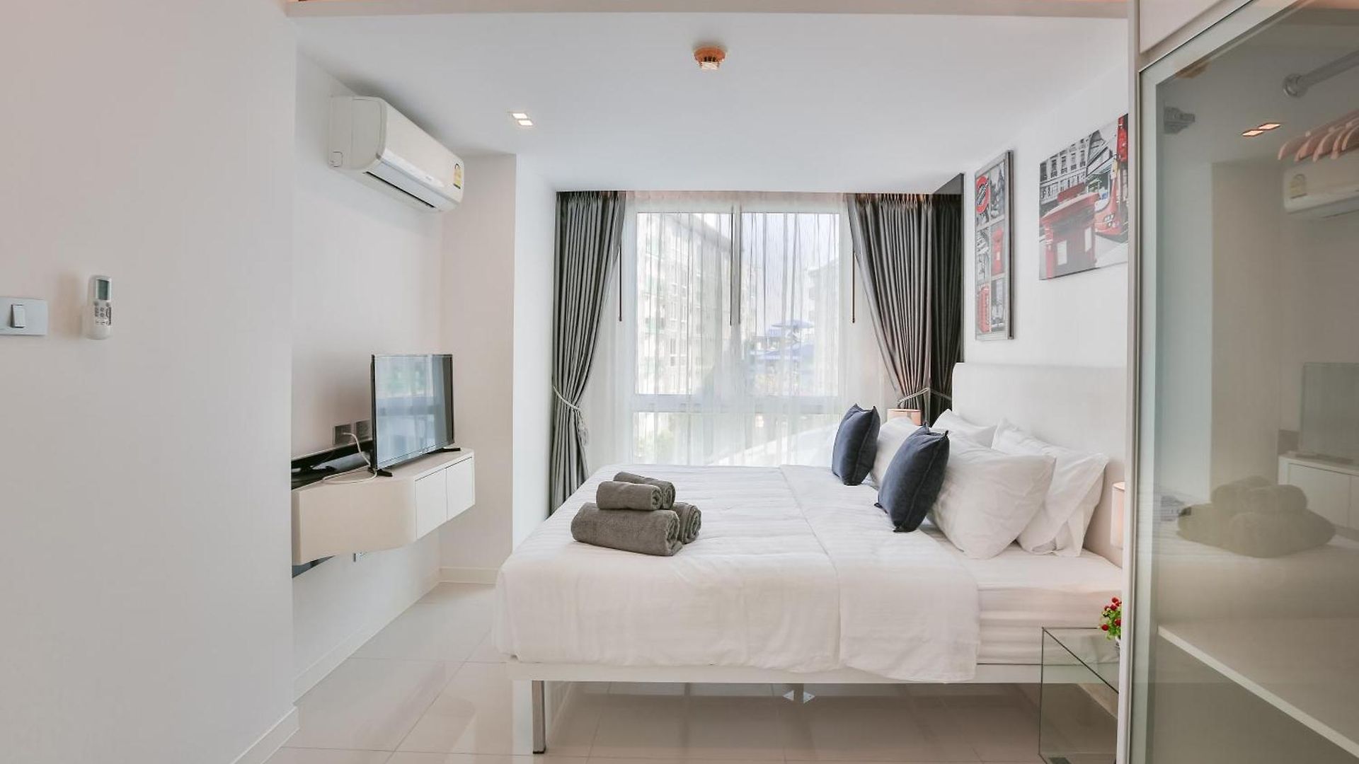 New Superb One-bedroom In The Heart Of Apartment Pattaya