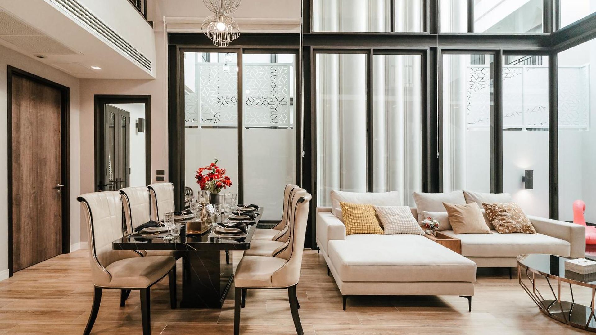 วิลล่า Viola & Olivia Pool Villa,