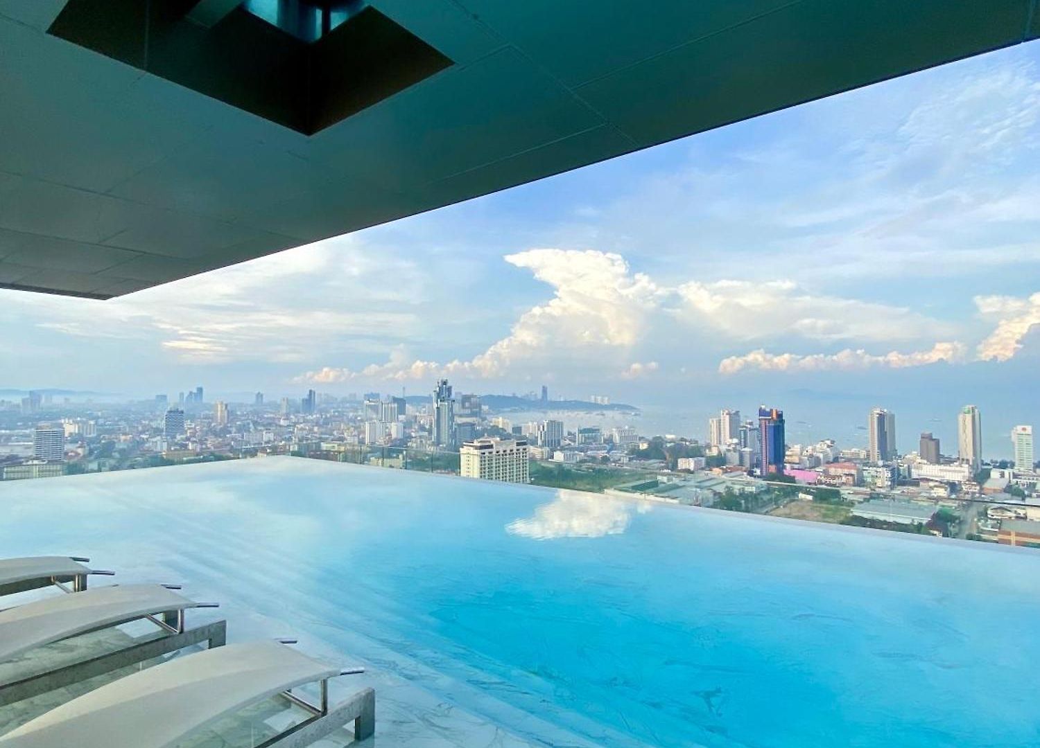 Comfort With Seaview Panorama Pool Pattaya