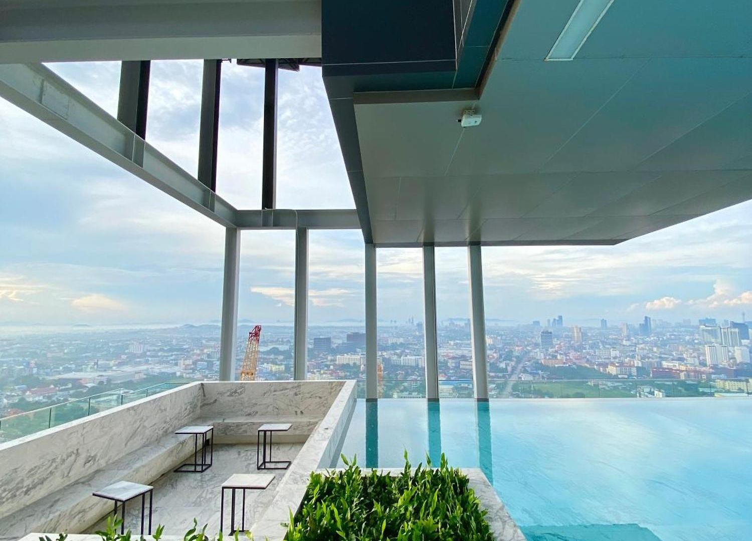 Apartment Comfort With Seaview Panorama Pool