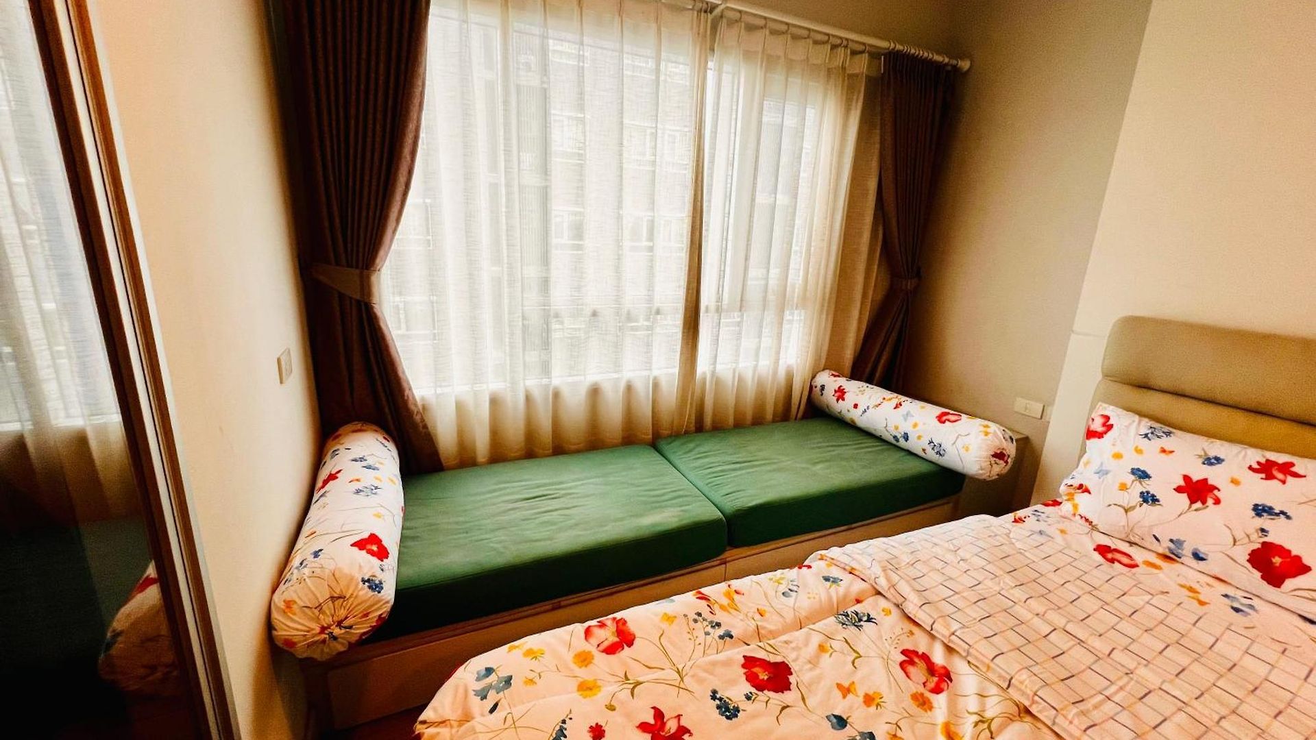Apartment 1br Near Soi 6 *