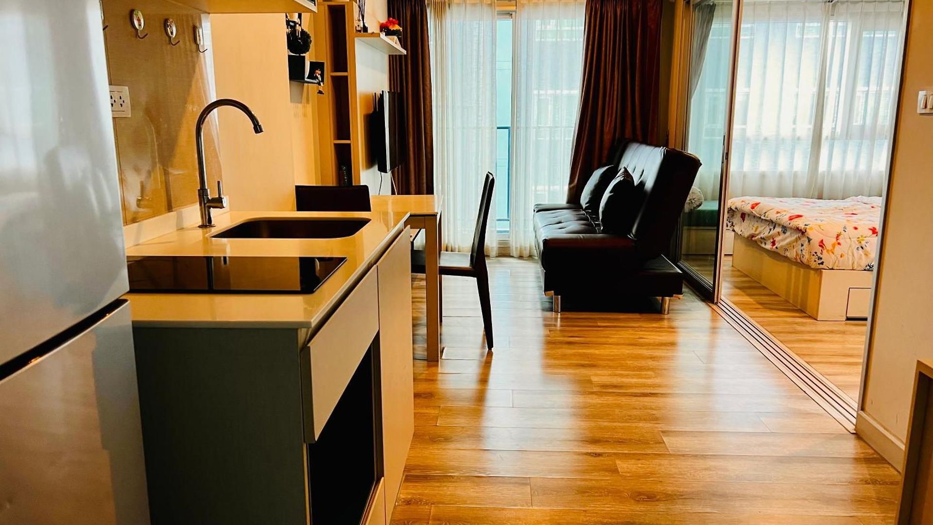 Apartment 1br Near Soi 6 *