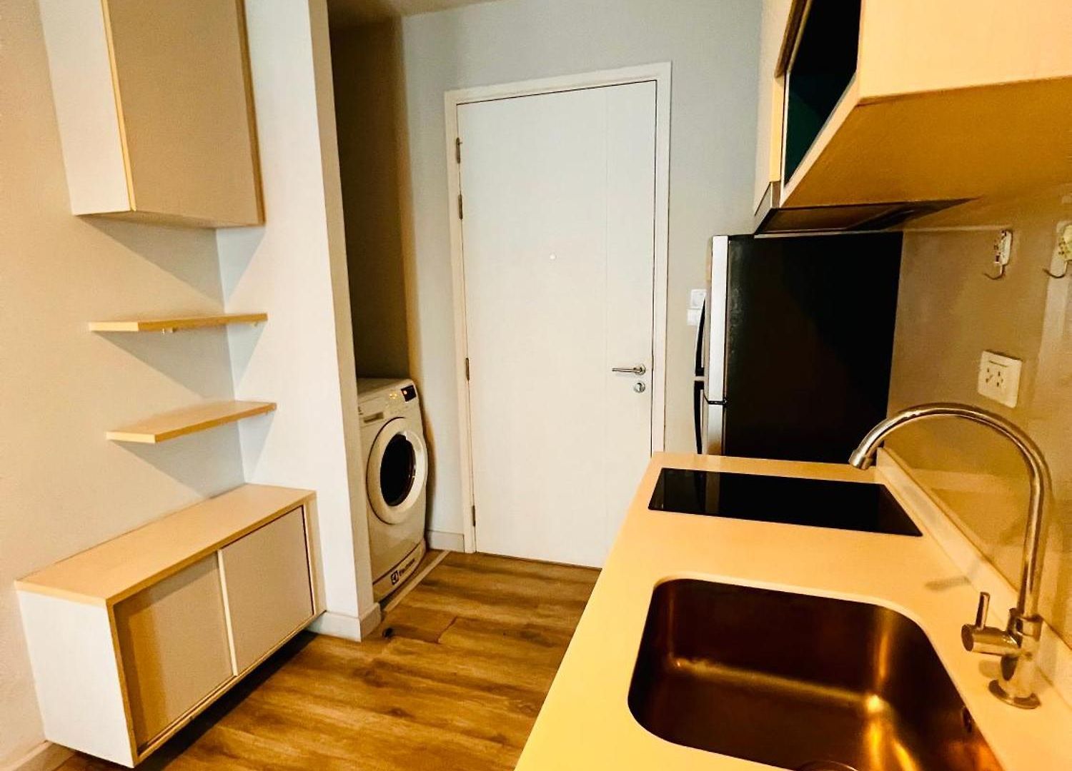 Apartment 1br Near Soi 6 *