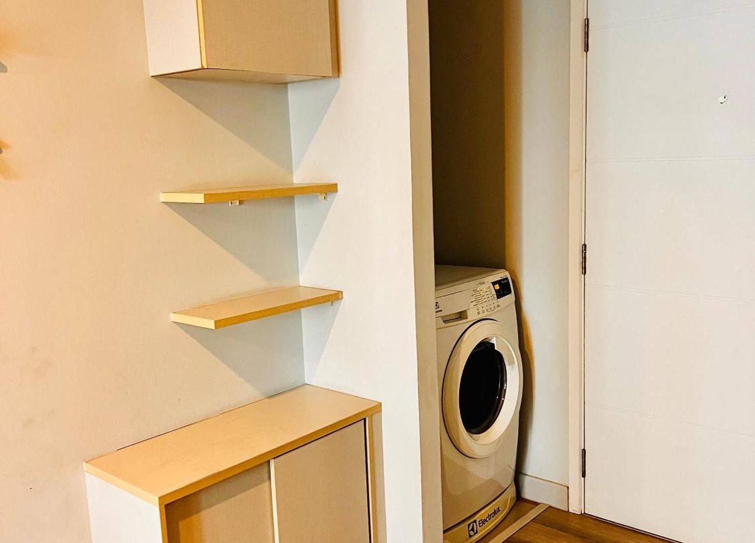 1br Near Soi 6 *