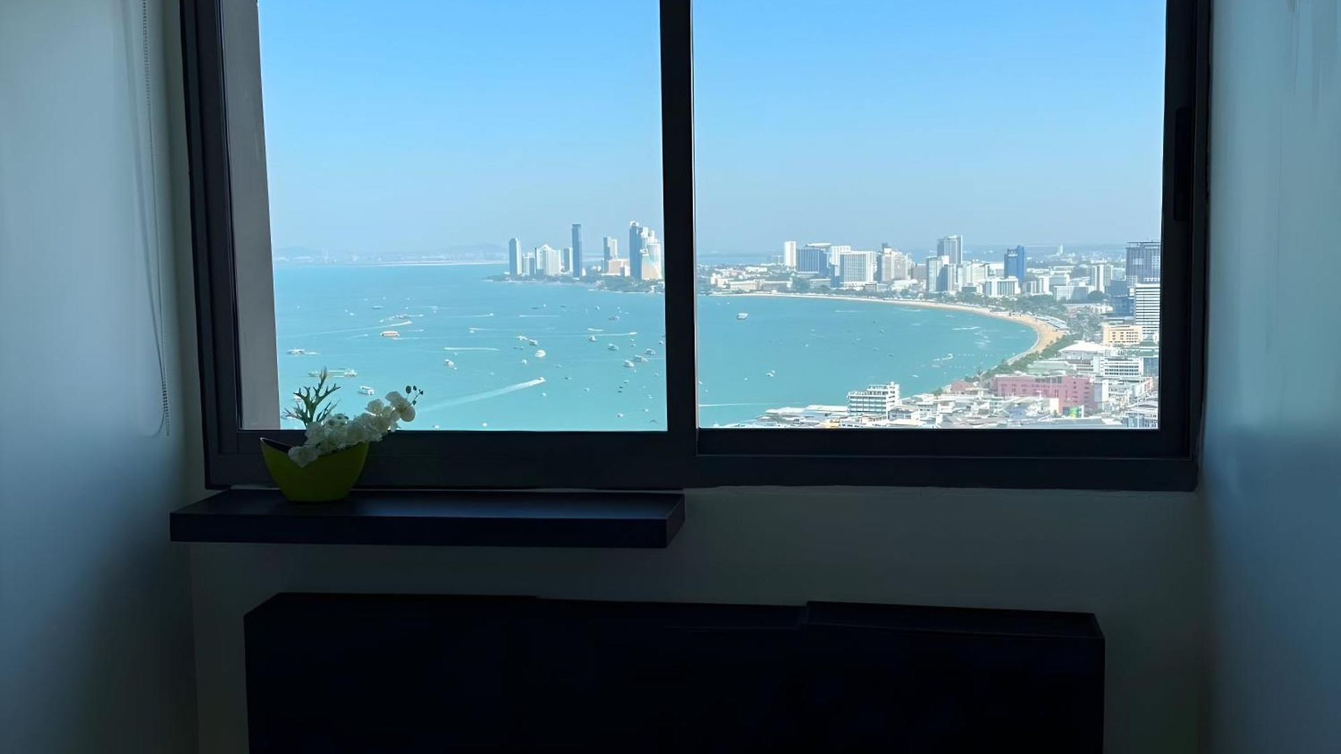Sea View 2 Bedroom On 39fl Near Walking Street Pattaya
