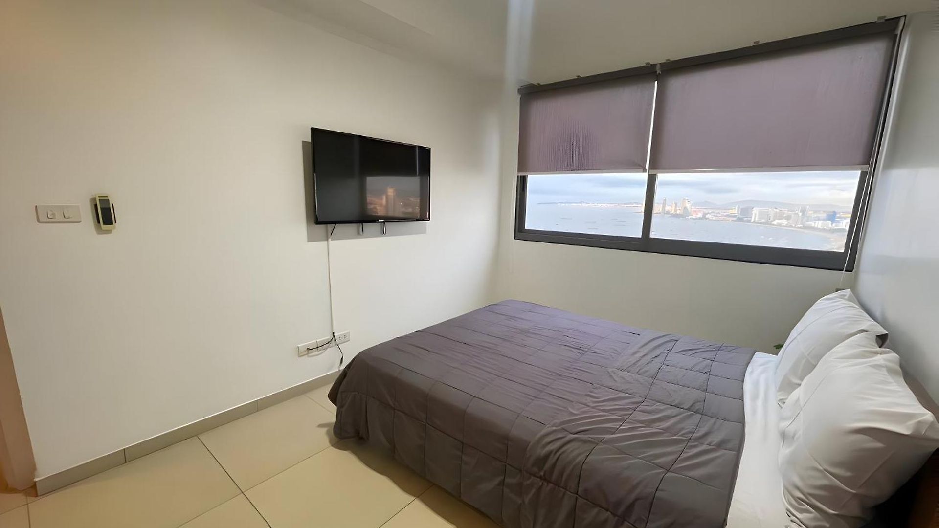 Sea View 2 Bedroom On 39fl Near Walking Street Apartment Pattaya