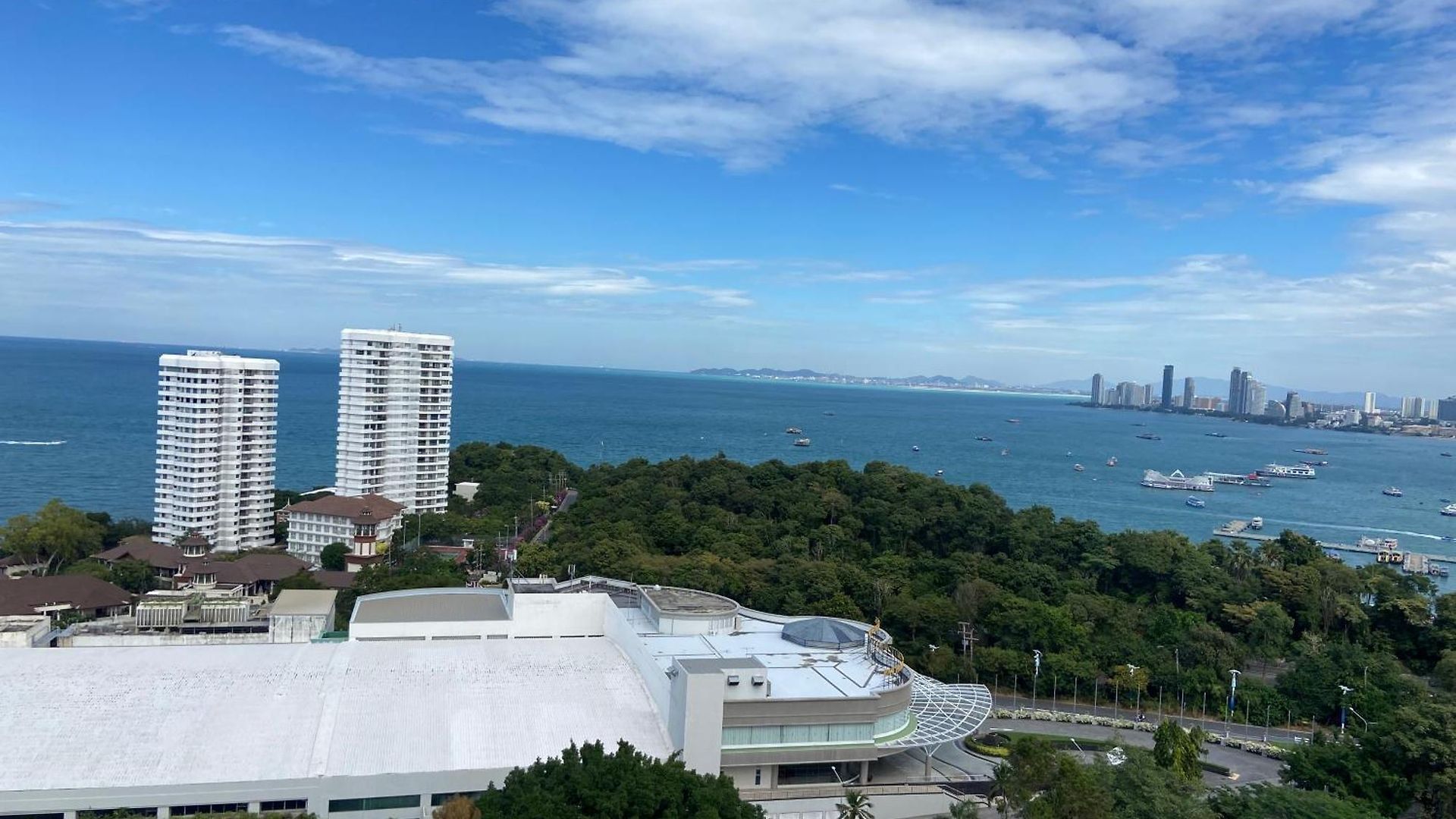 Hill And Super Seaview Pattaya