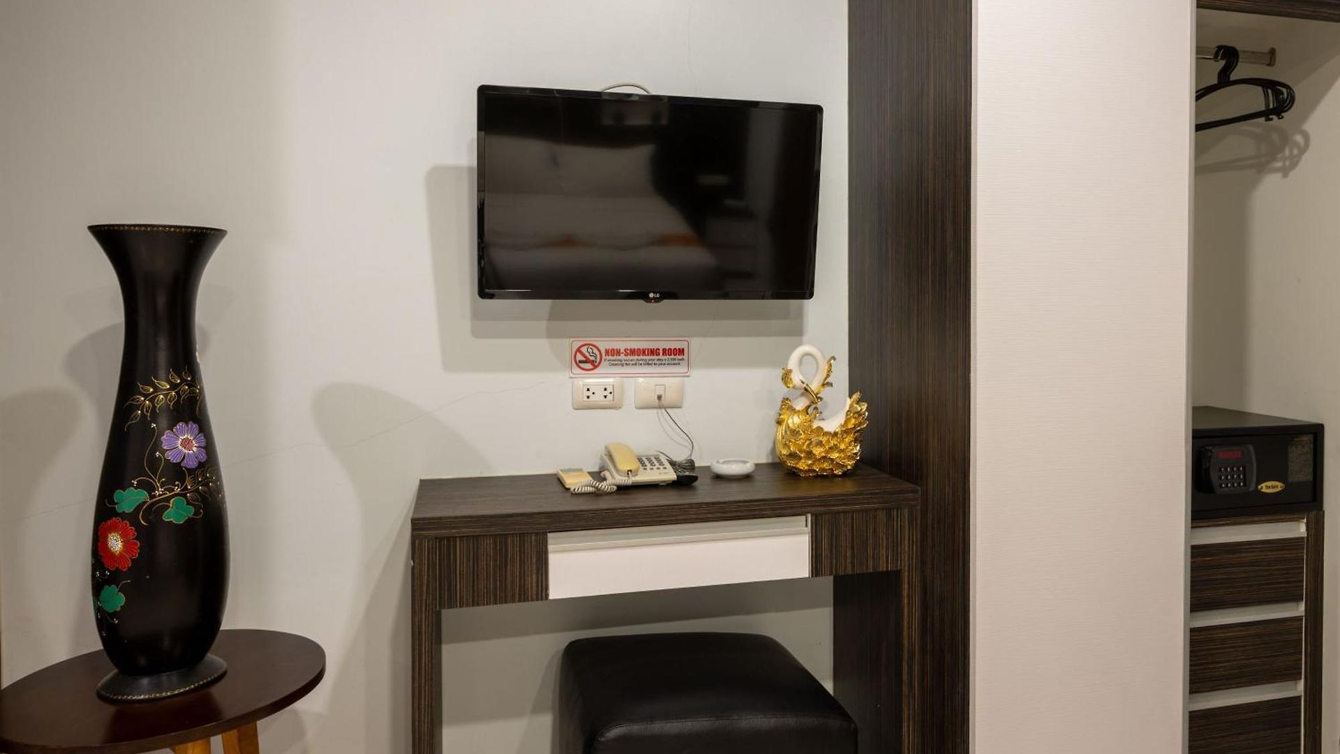 New Nordic 4 By Apartwell 3* Pattaya