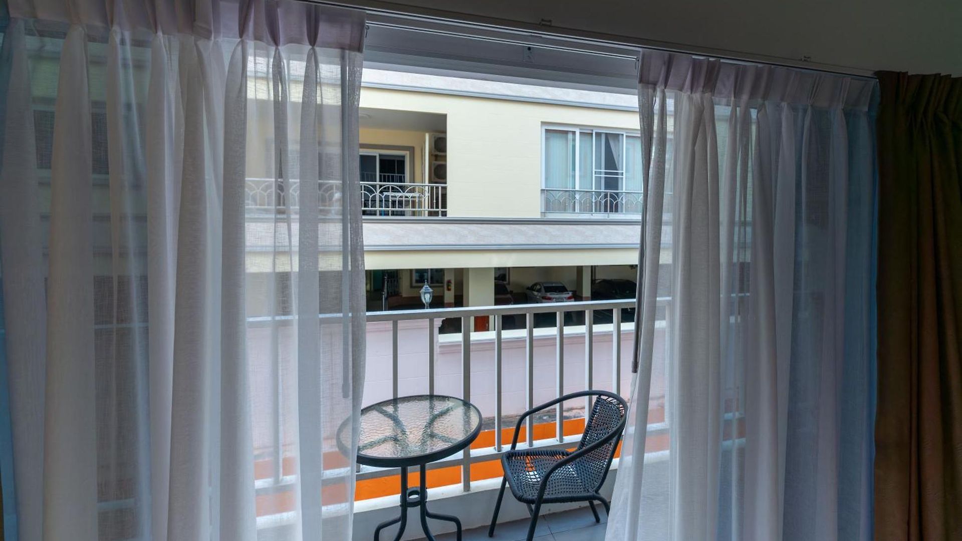 New Nordic 4 By Apartwell 3* Pattaya