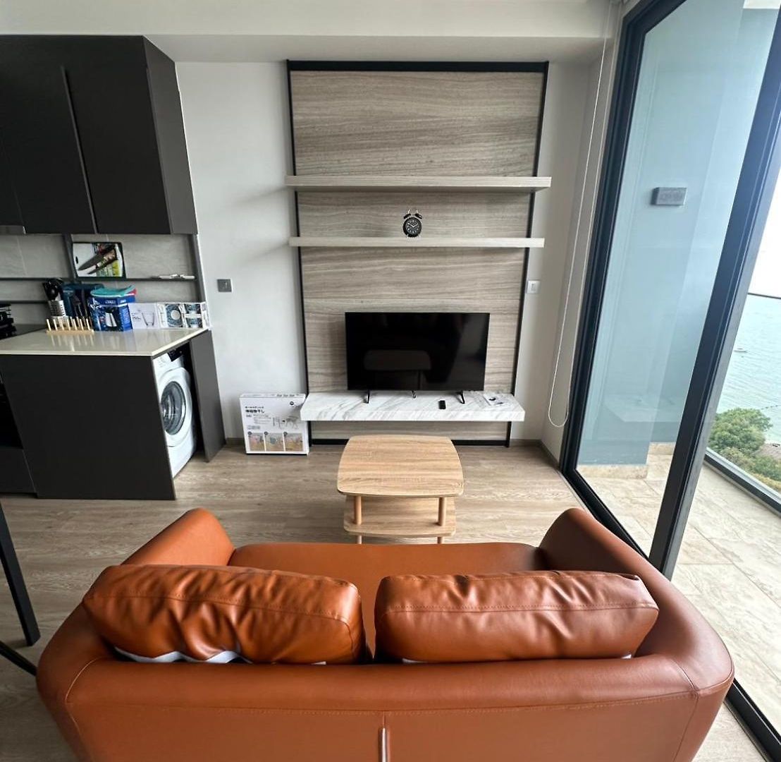 Beachfront 1br With Breathtaking Views
