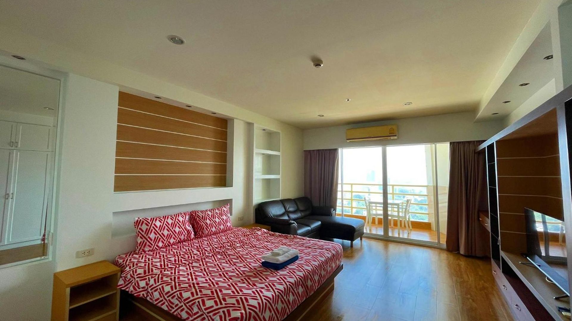 View Talay 6 By Pat 42 Apartment *