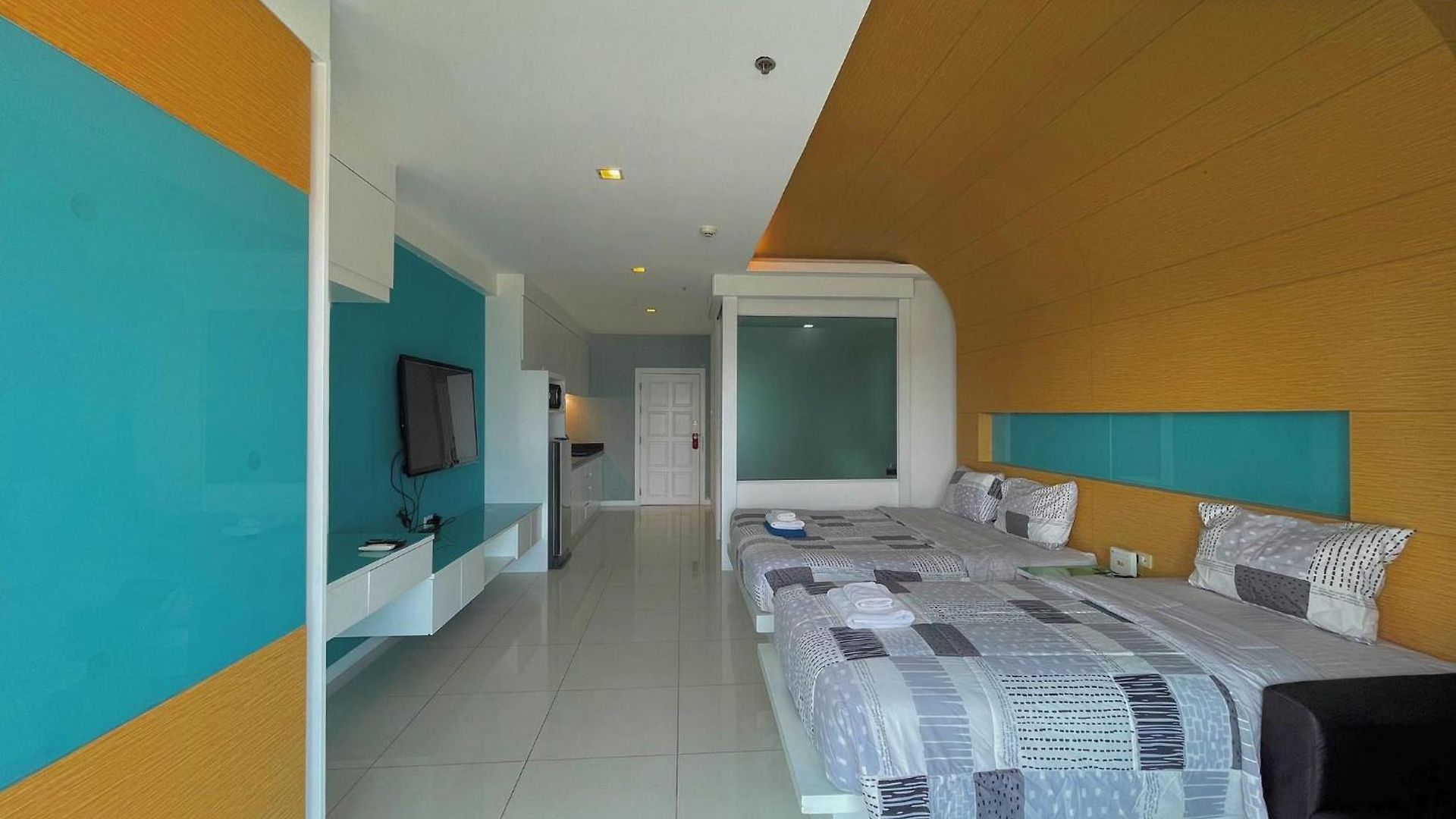 Apartment View Talay 6 By Pat 42 *