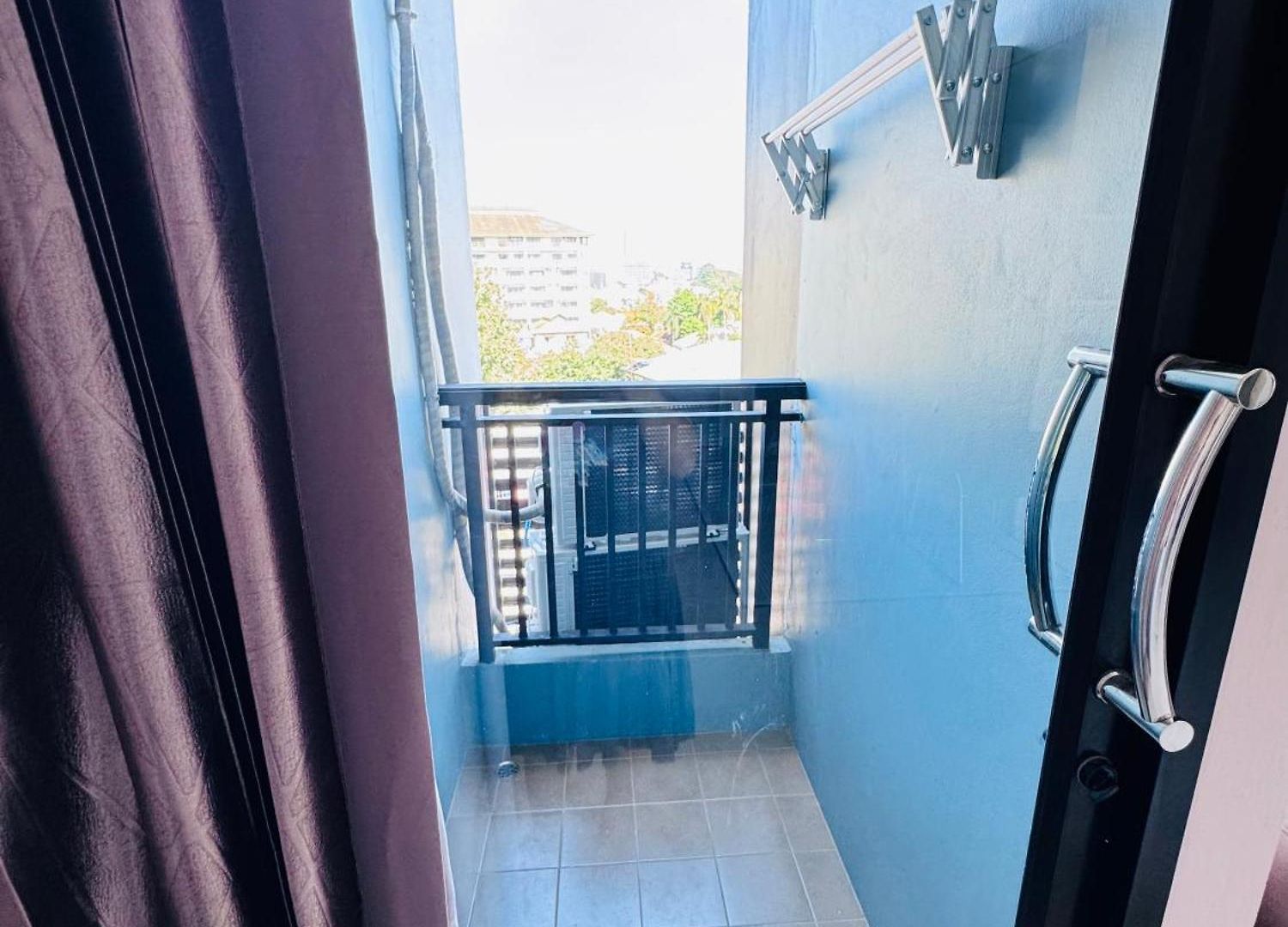 The Private Paradise Two-Bedroom Condo Only Women, Shared Accommodation *