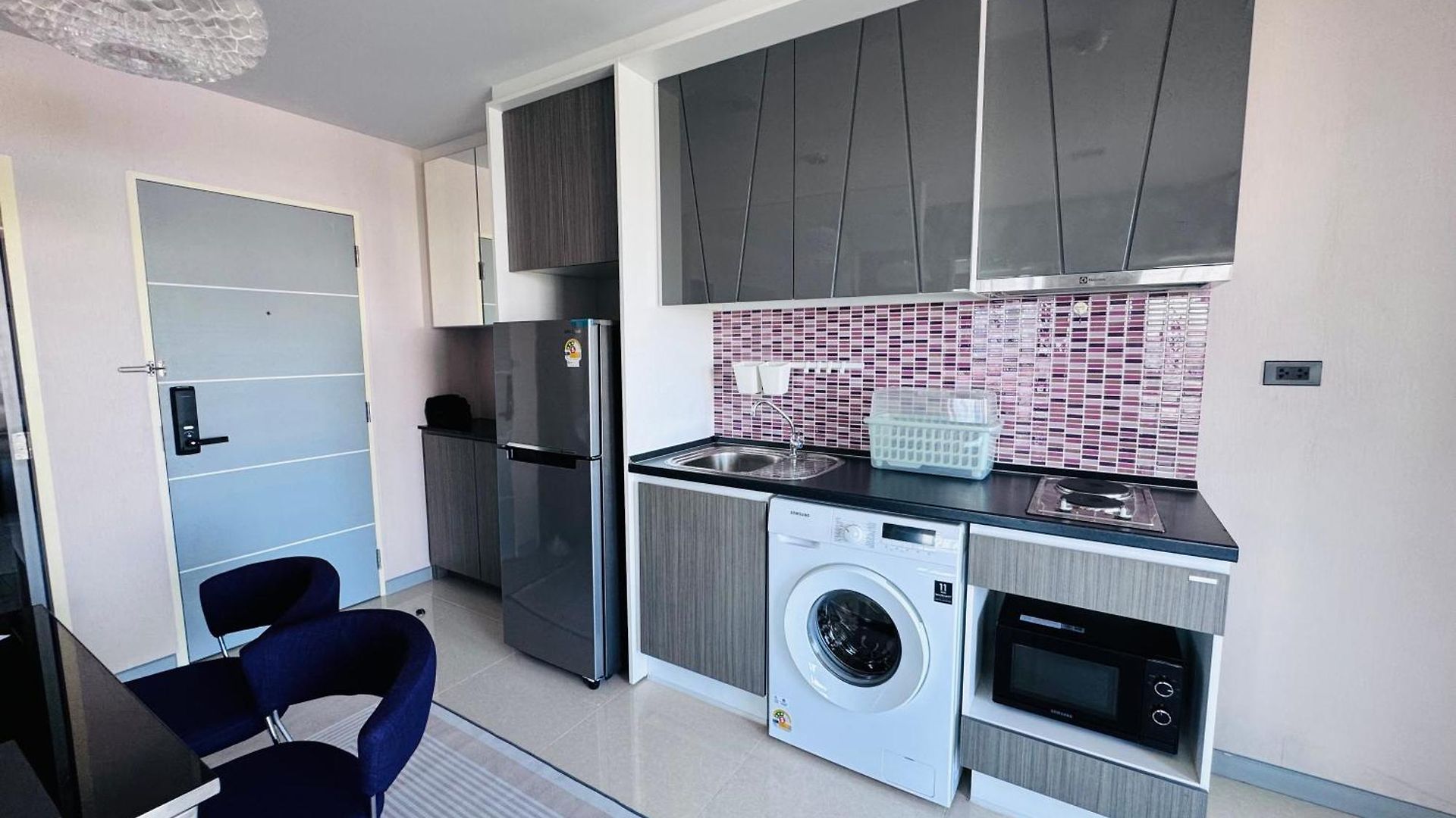 The Private Paradise Two-Bedroom Condo Only Women, Shared Accommodation อพาร์ทเม้น *
