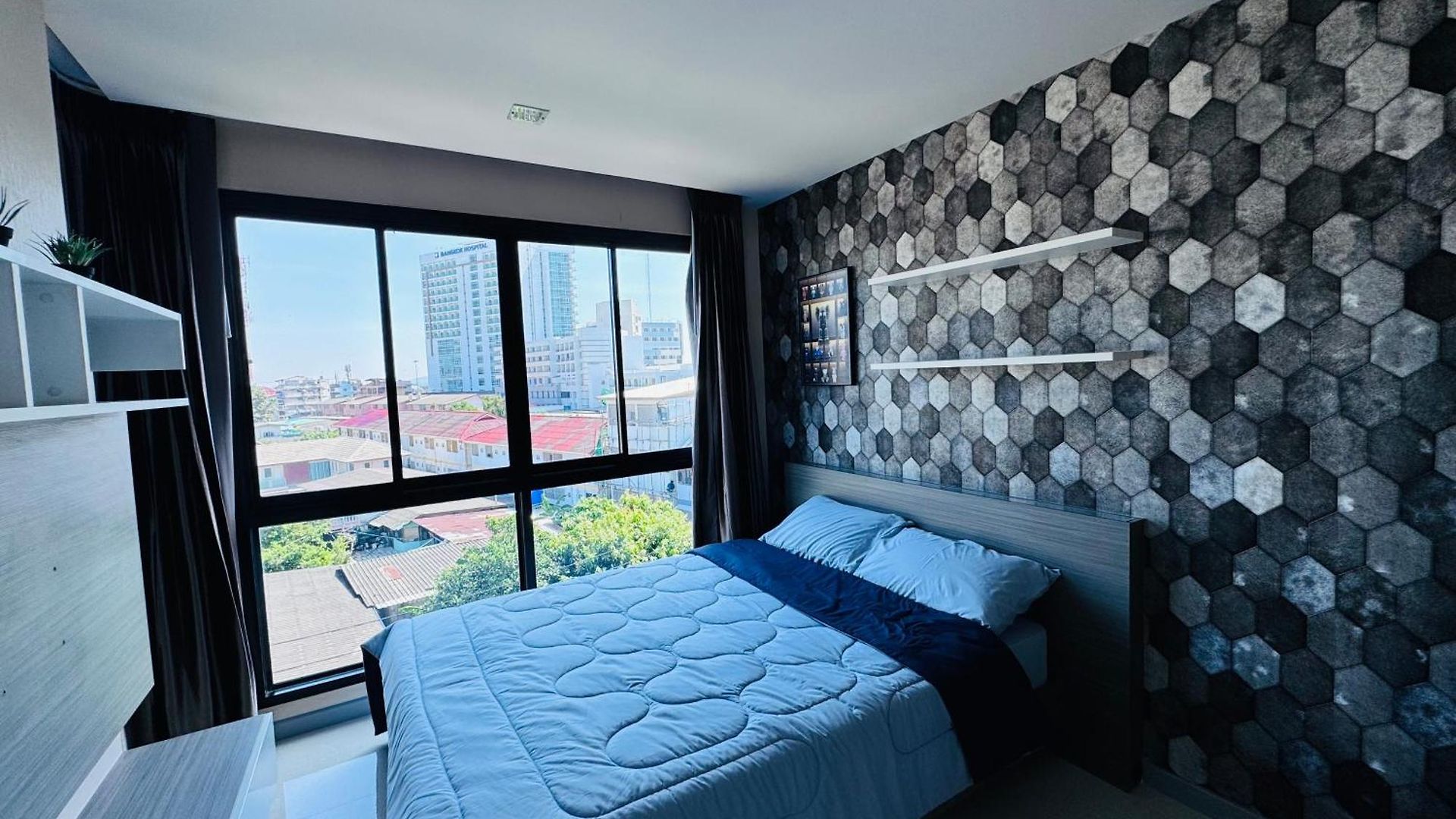The Private Paradise Two-Bedroom Condo Only Women, Shared Accommodation อพาร์ทเม้น *