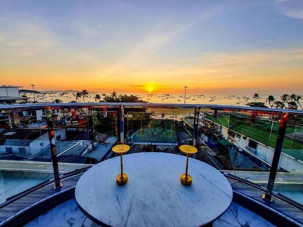 โรงแรม The Globe Hotel, Bar & Restaurant