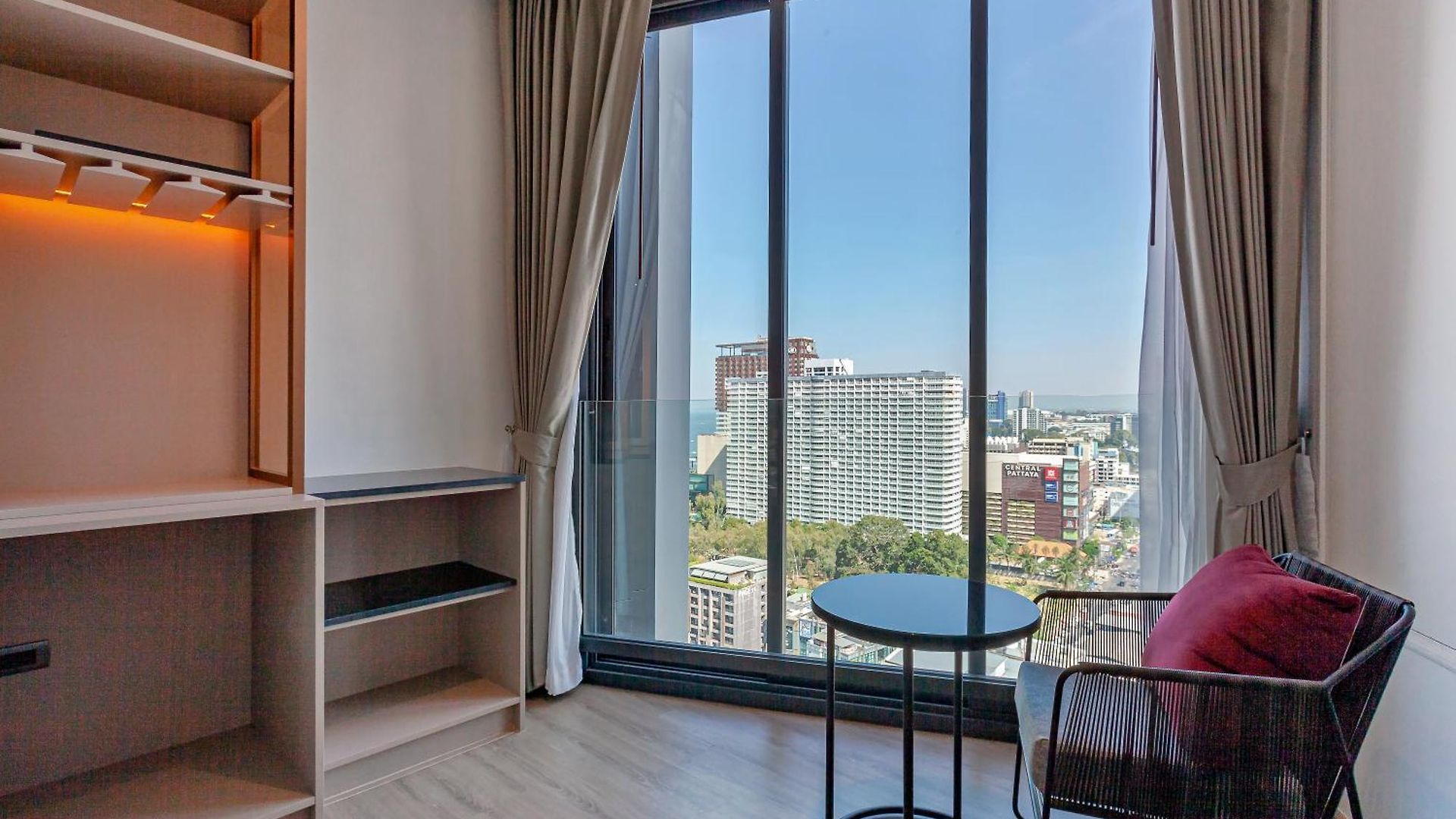 Edge Sea View High Floor 23,26