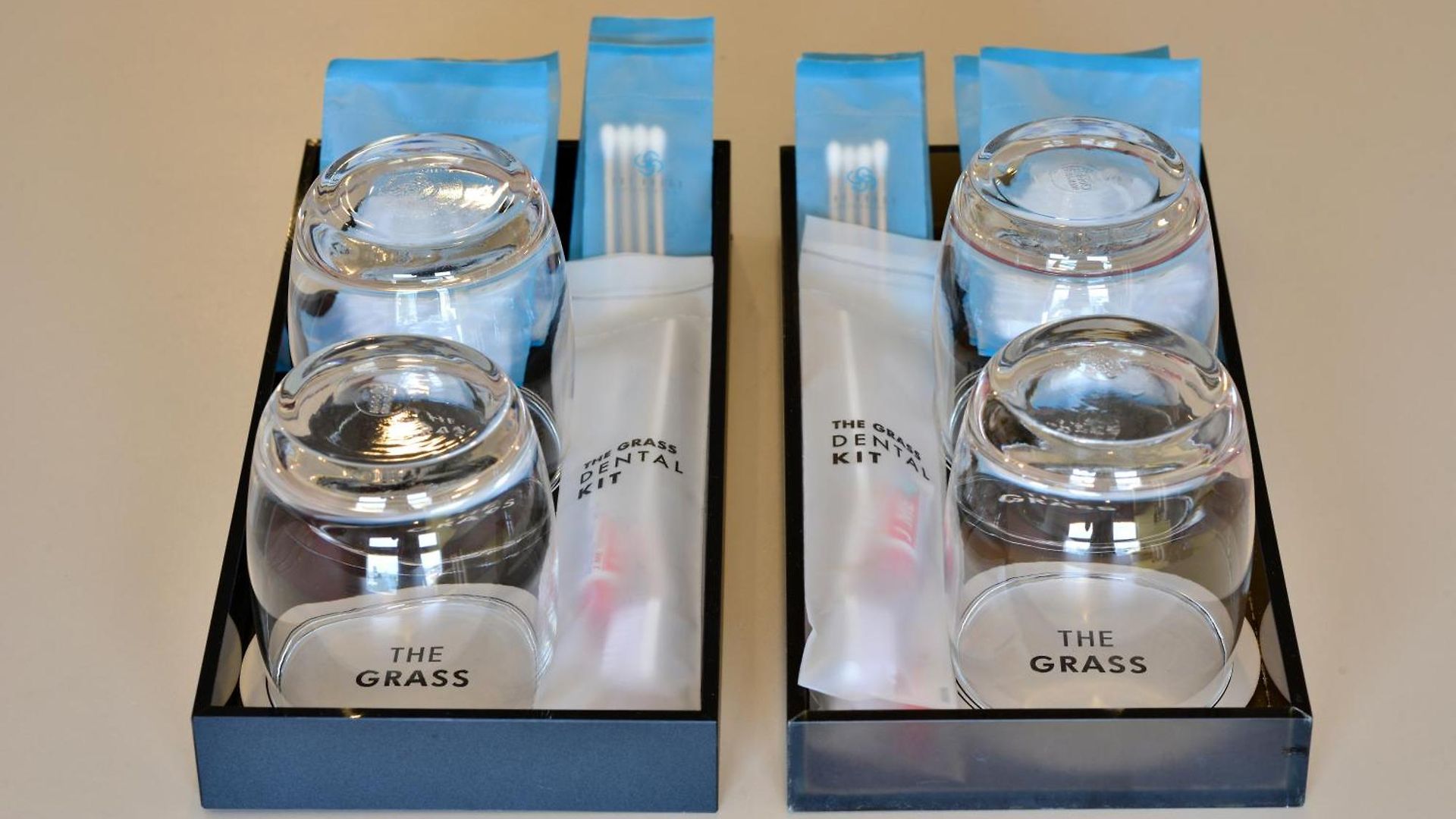 โรงแรม The Grass Serviced 4*