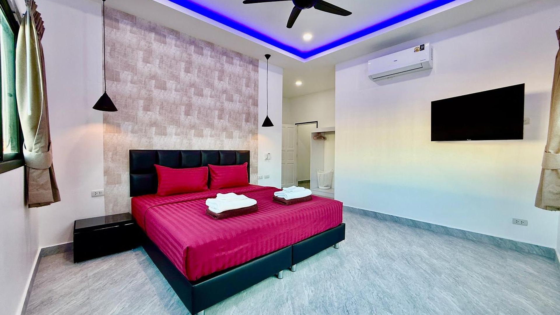 Pool 435 Nearby Walking Street วิลล่า Pattaya