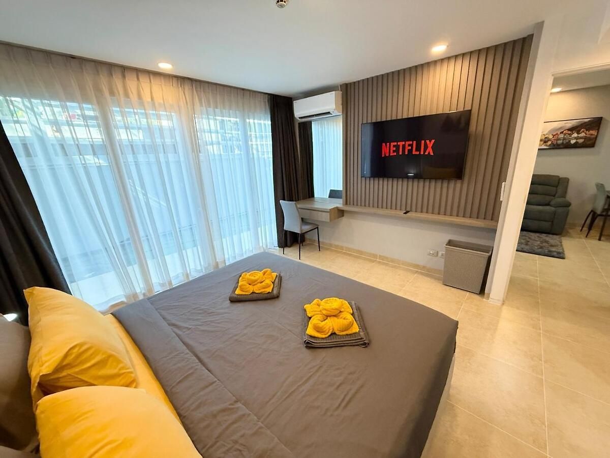อพาร์ทเม้น Large Luxury - Centre - Centara Avenue - 101 *