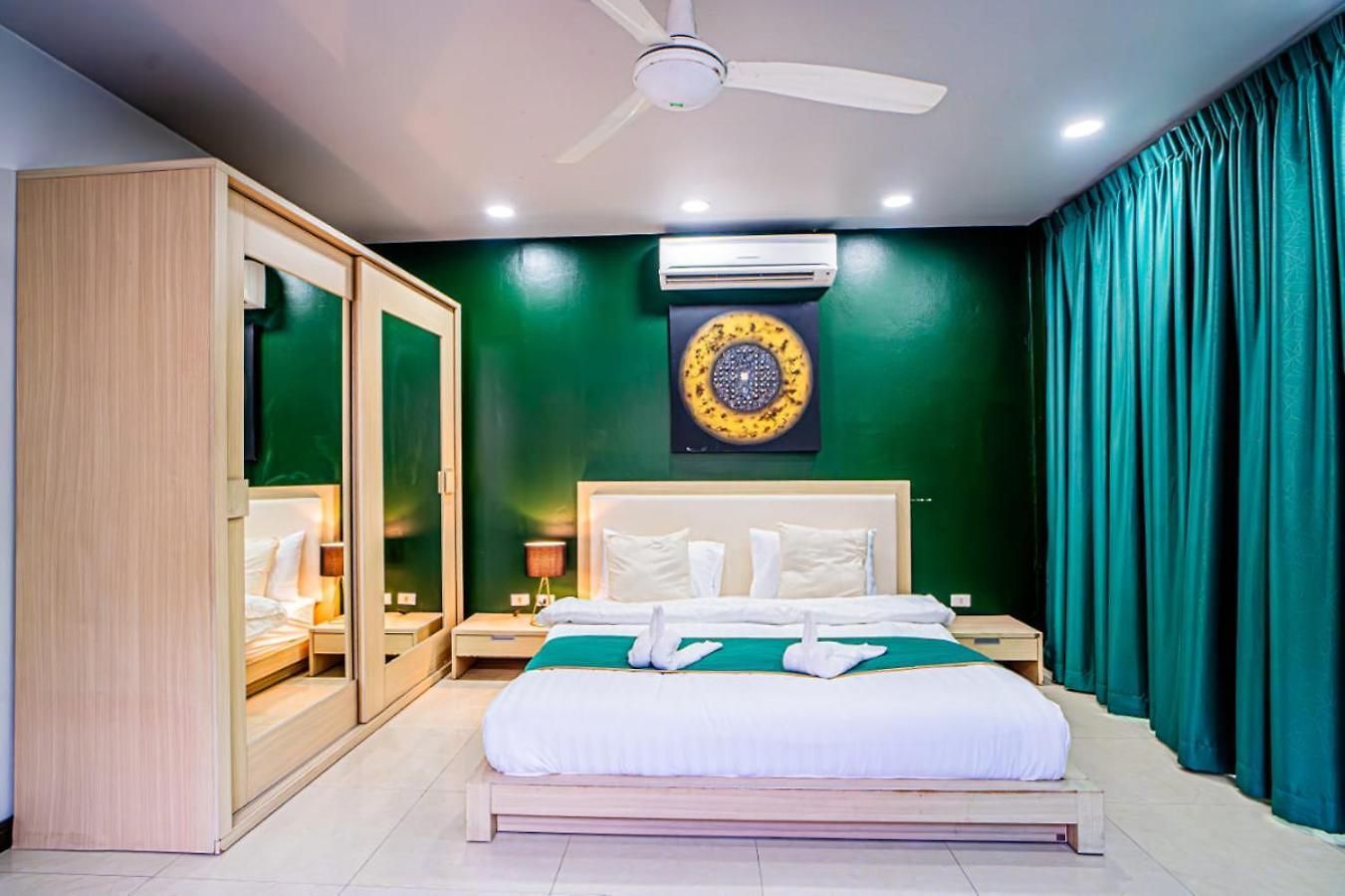 The Ace 6 Bedroom 6 Bathroom With Free Bills Pattaya