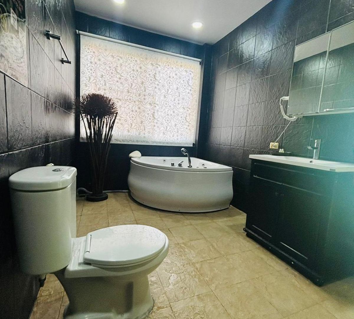 The Ace 6 Bedroom 6 Bathroom With Free Bills * Pattaya