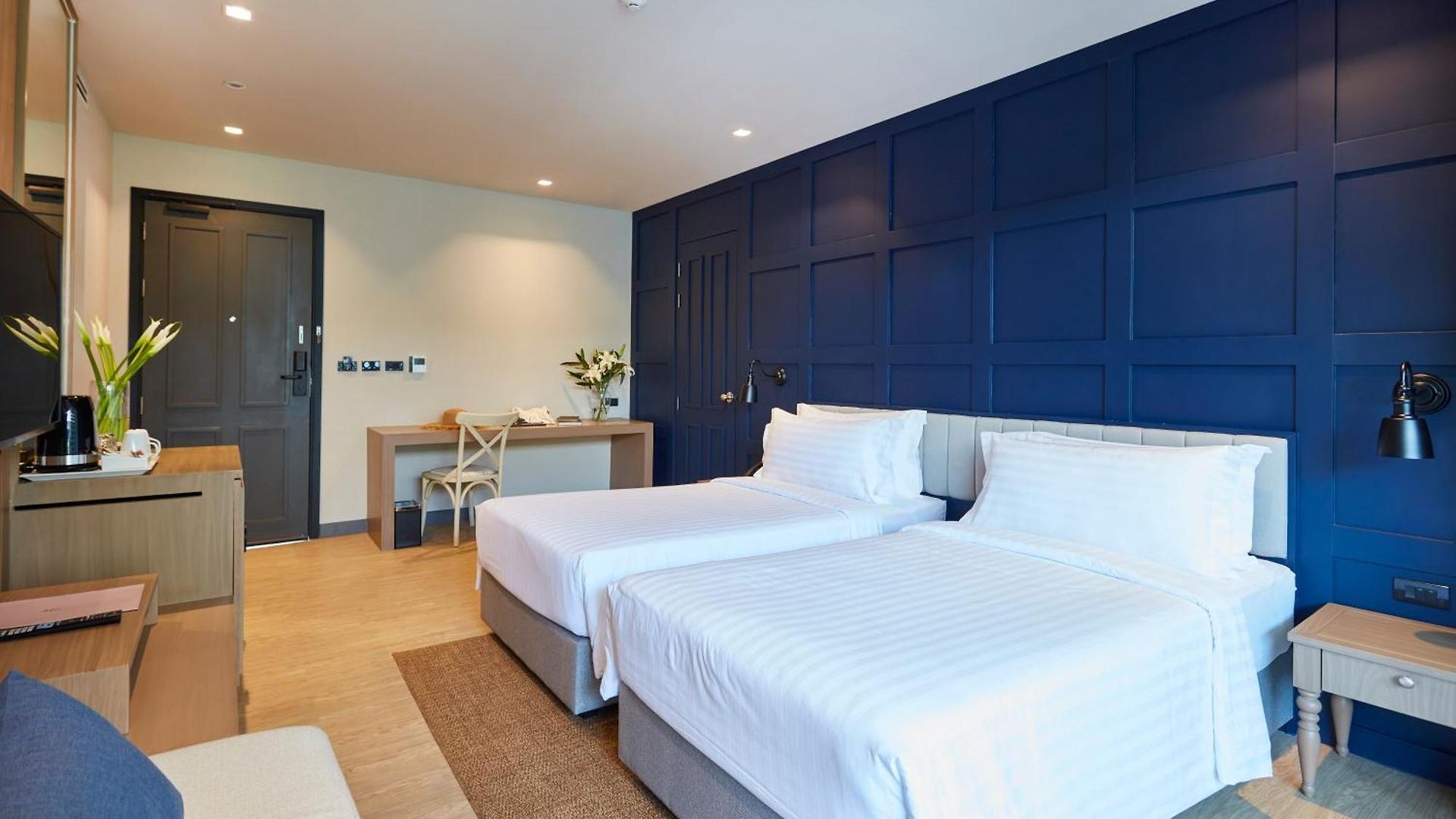 Health Land & โรงแรม 5*