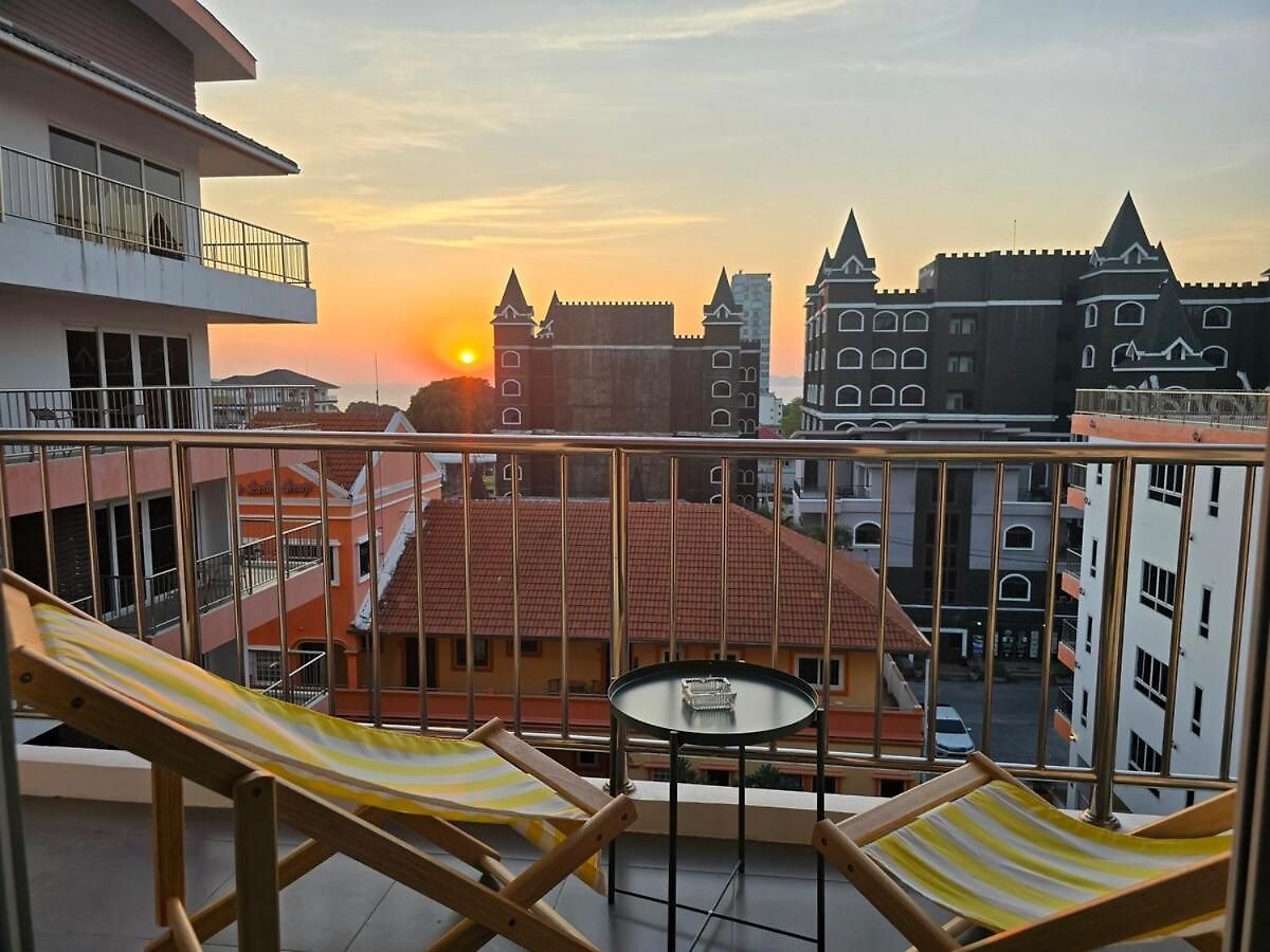 Luxurious Penthouse อพาร์ทเม้น