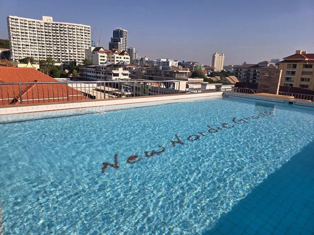 อพาร์ทเม้น Luxurious Penthouse