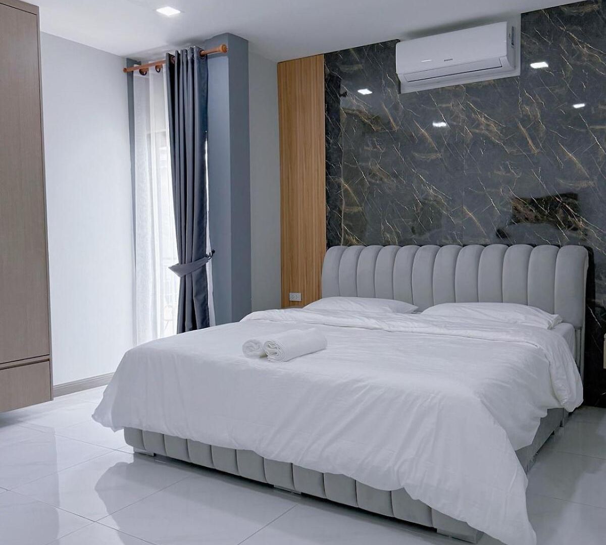 Near Three Town 4beds 5baths South Pattaya