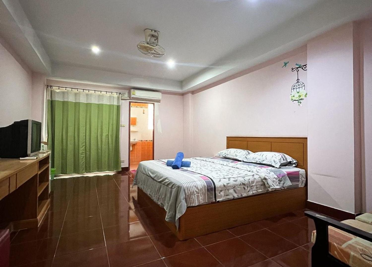 Pattara Mansion พัทยา Hotel 3*