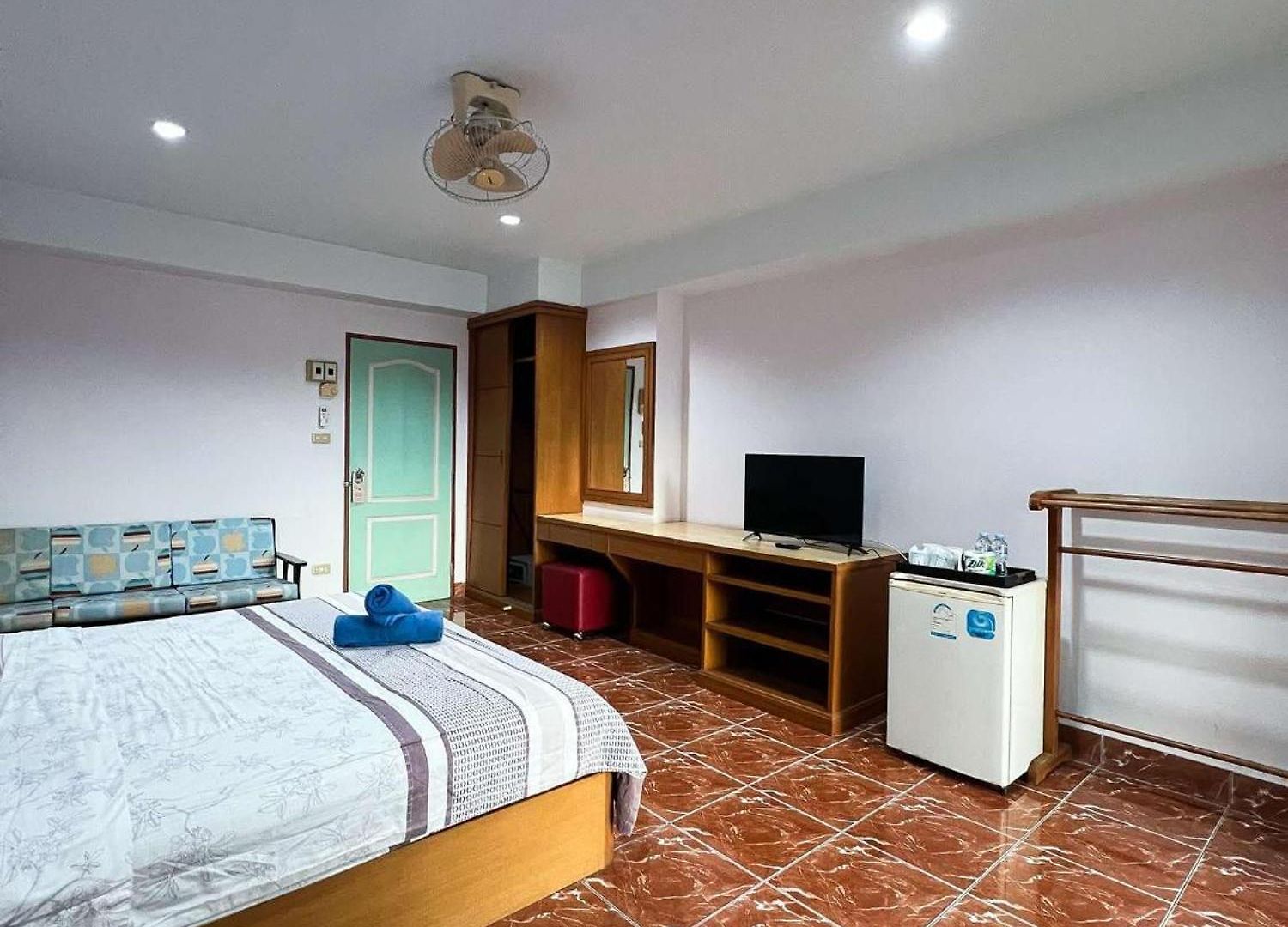 Hotel Pattara Mansion พัทยา Pattaya