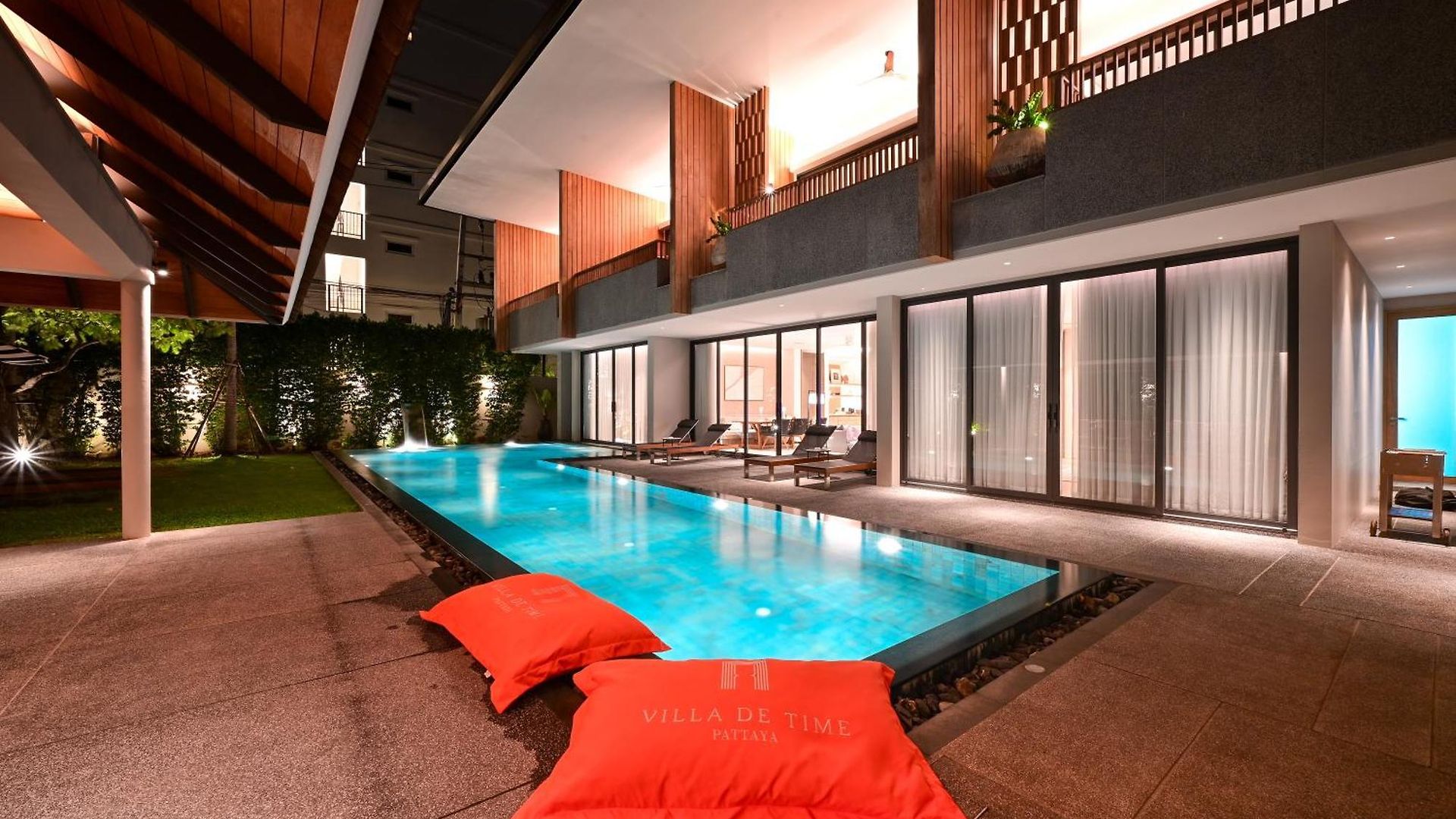 De Time - The Luxury Private Pool บ้านพัก