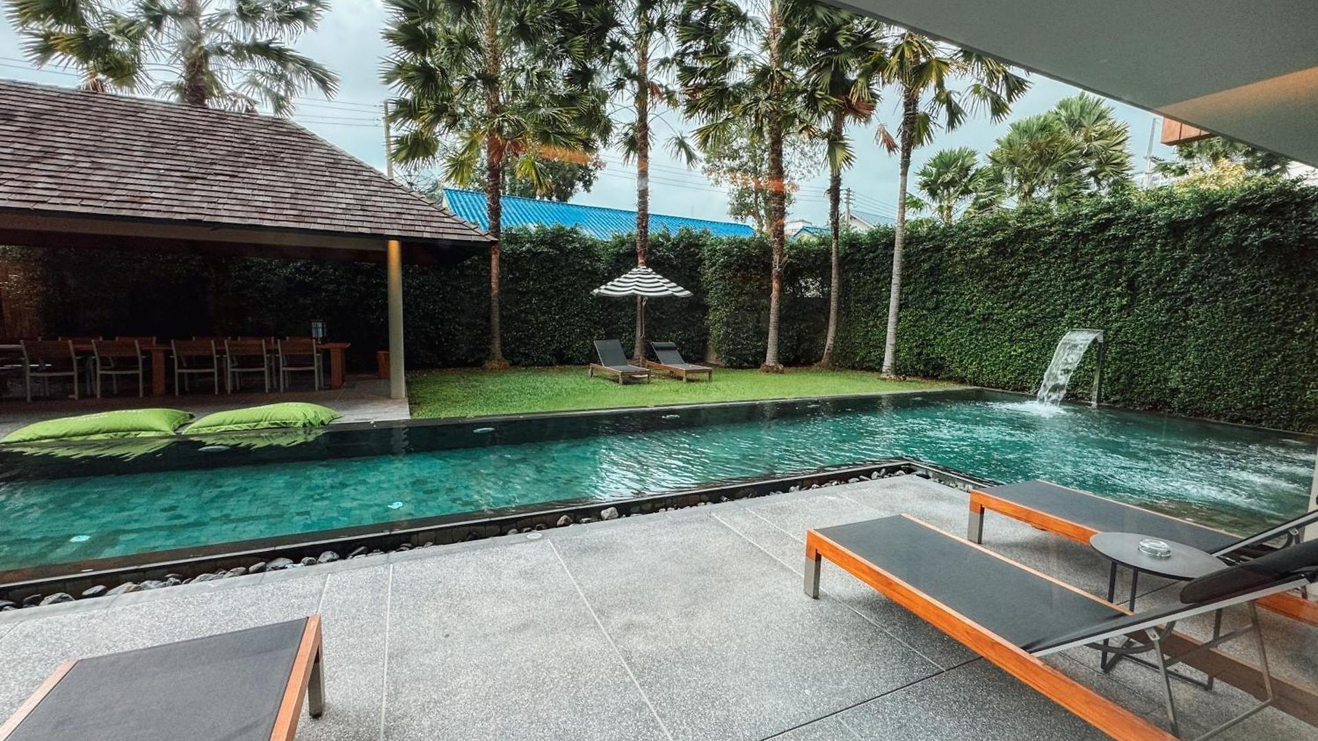 บ้านพัก De Time - The Luxury Private Pool *
