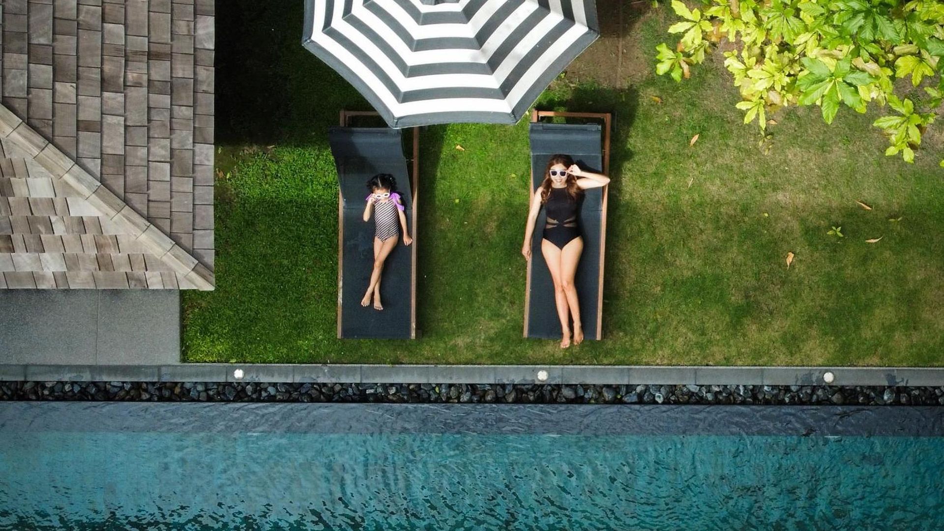 De Time - The Luxury Private Pool