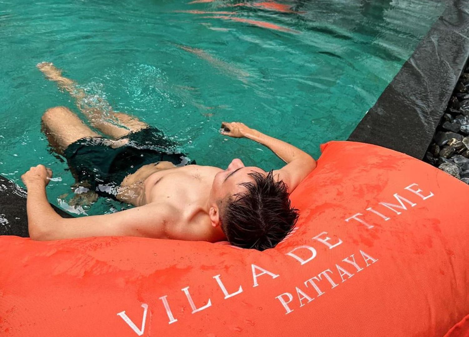De Time - The Luxury Private Pool Pattaya