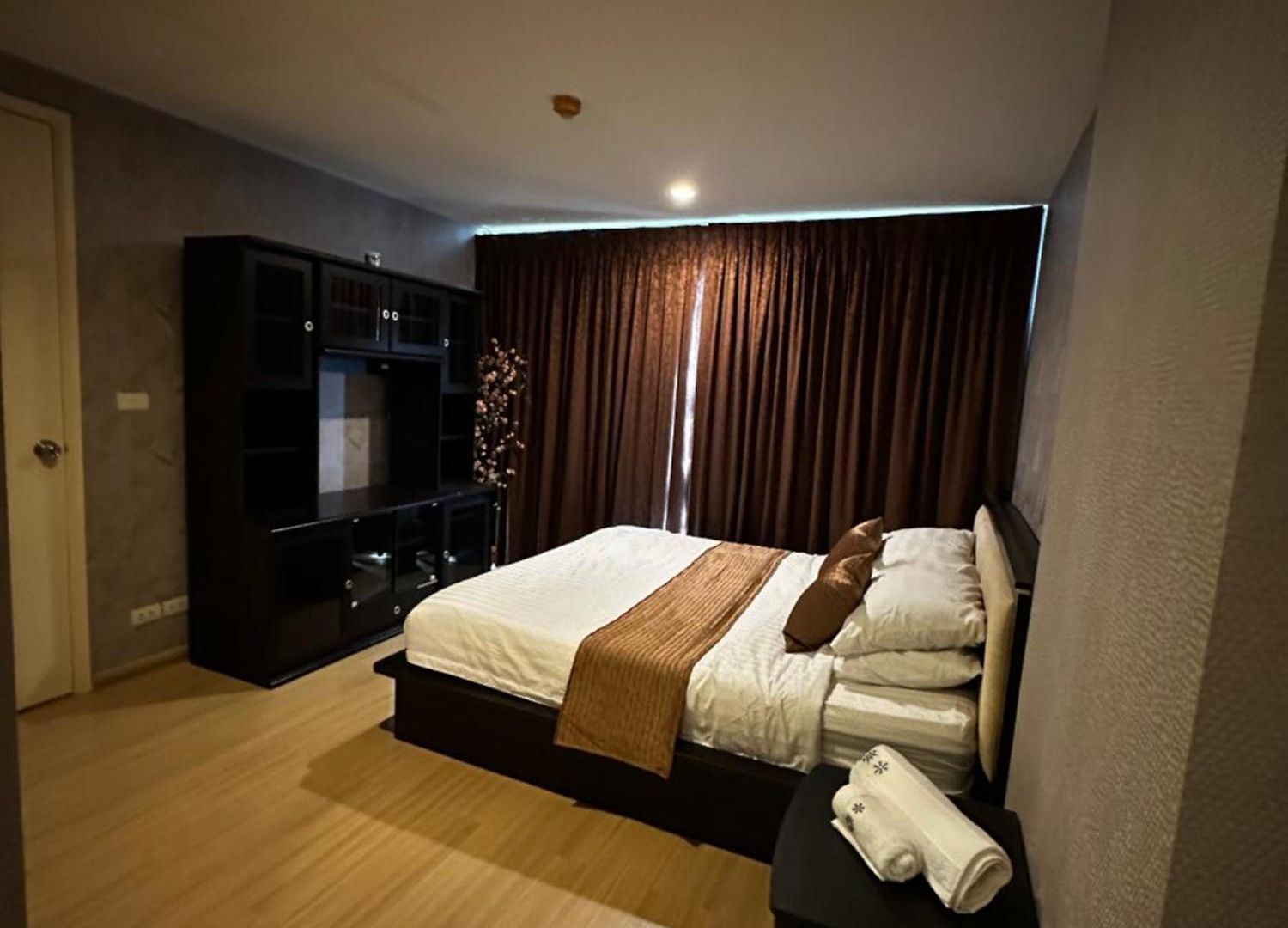 The Urban อพาร์ทเม้น *