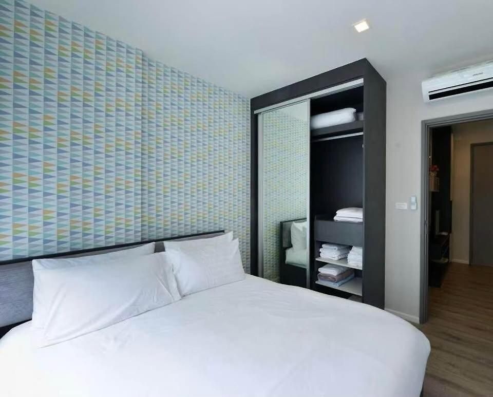 The Base High Floor อพาร์ทเม้น