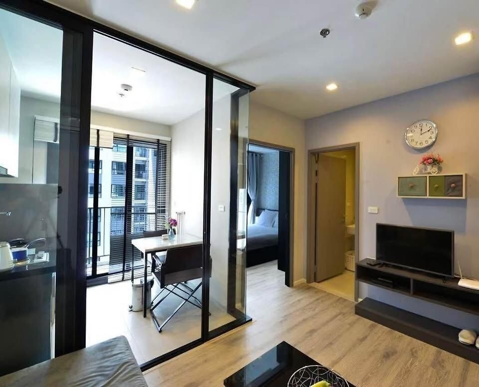 อพาร์ทเม้น The Base High Floor Pattaya