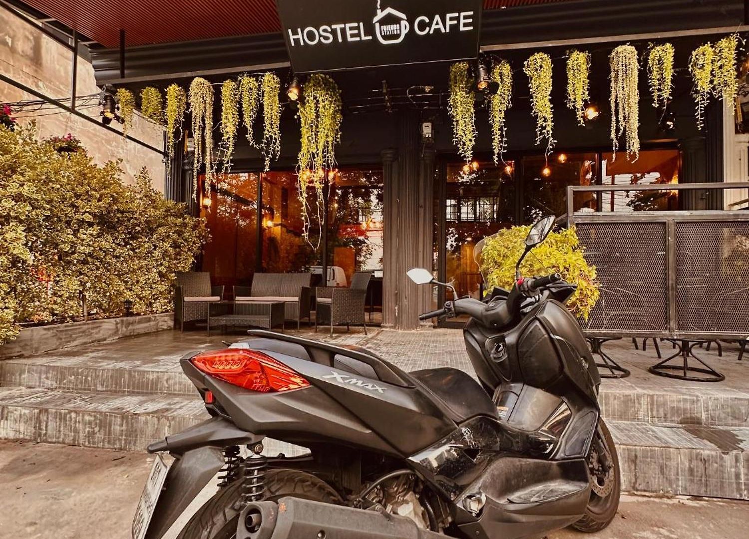 Friends Station & Cafe Pattaya