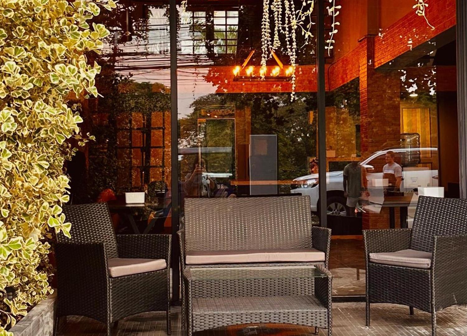 Friends Station & Cafe ที่พัก