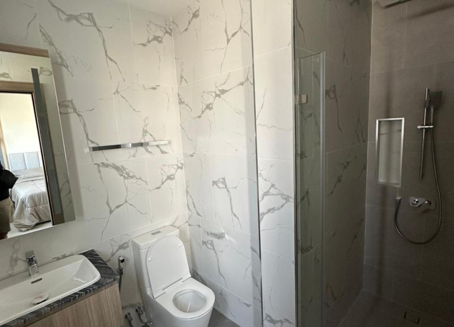 Deluxe Midtown 3bed วิลล่า *