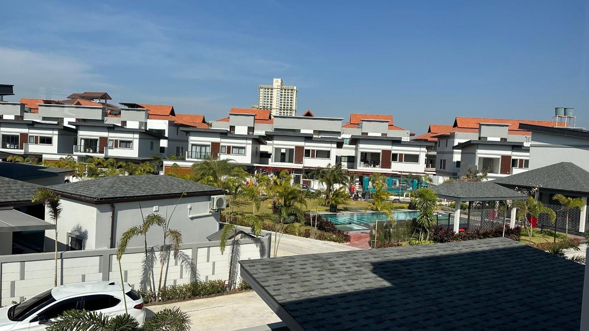 Deluxe Midtown 3bed
